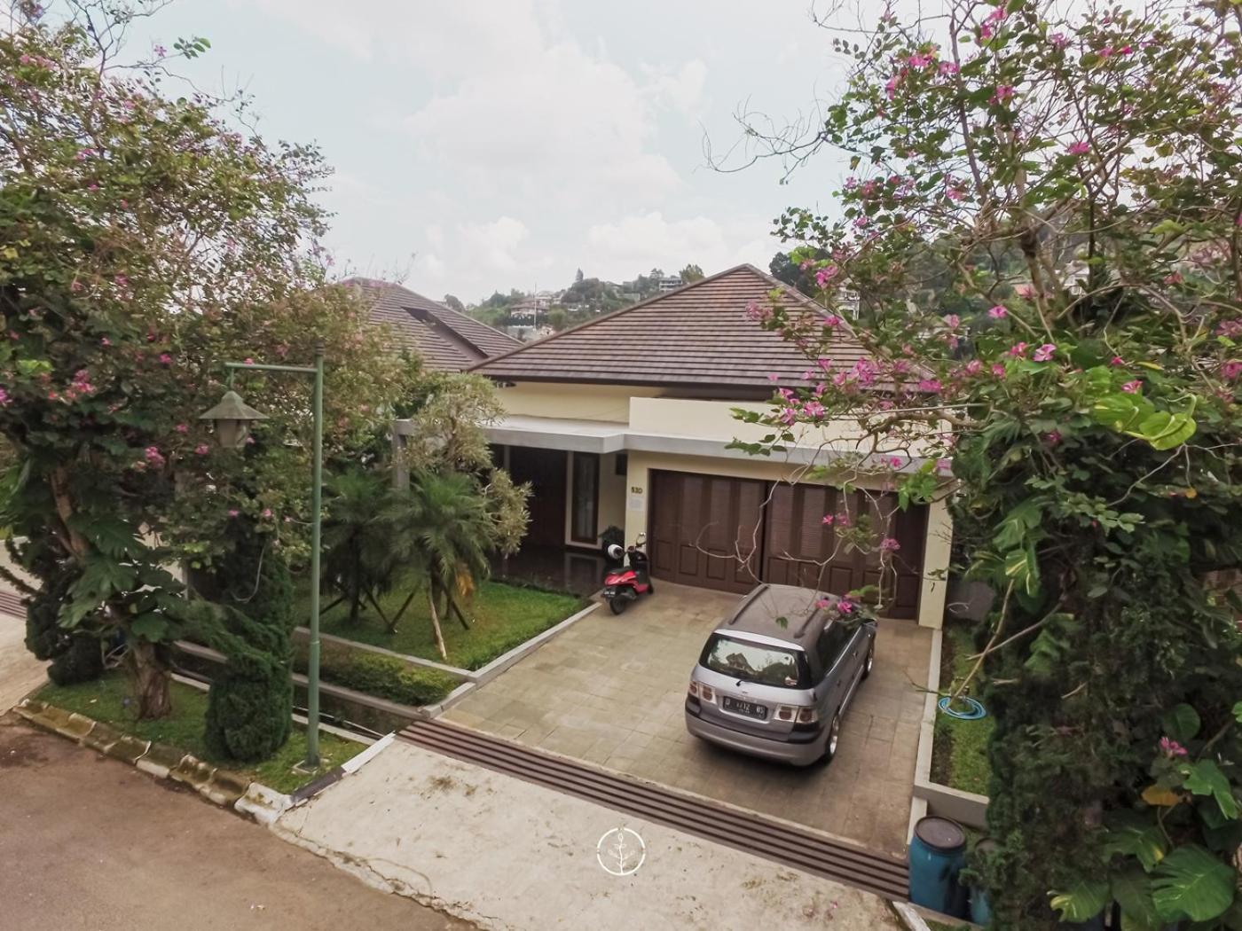 Tulip Hill View Villa 5 Bedrooms With A Private Swimming Pool Бандунг Екстер'єр фото