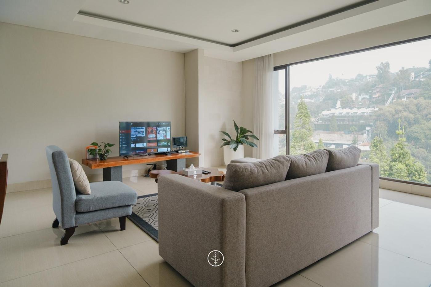 Tulip Hill View Villa 5 Bedrooms With A Private Swimming Pool Бандунг Екстер'єр фото